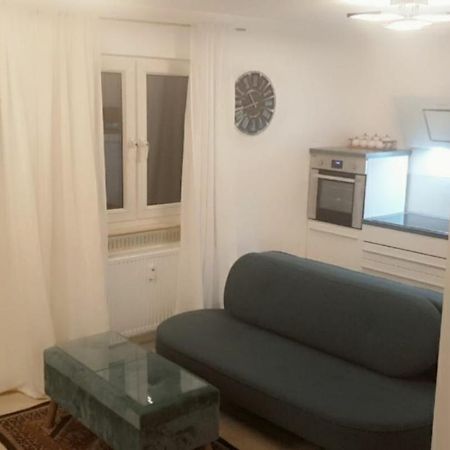Apartment Mit Schoener, Moderner Einrichtung Colonia Exterior foto