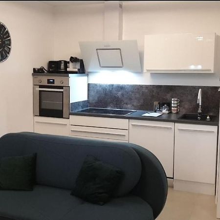 Apartment Mit Schoener, Moderner Einrichtung Colonia Exterior foto