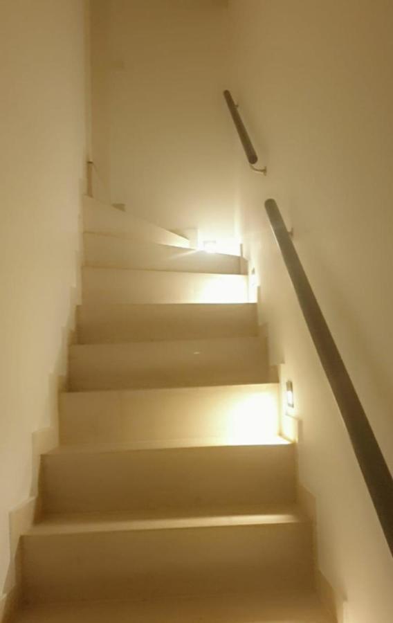 Apartment Mit Schoener, Moderner Einrichtung Colonia Exterior foto